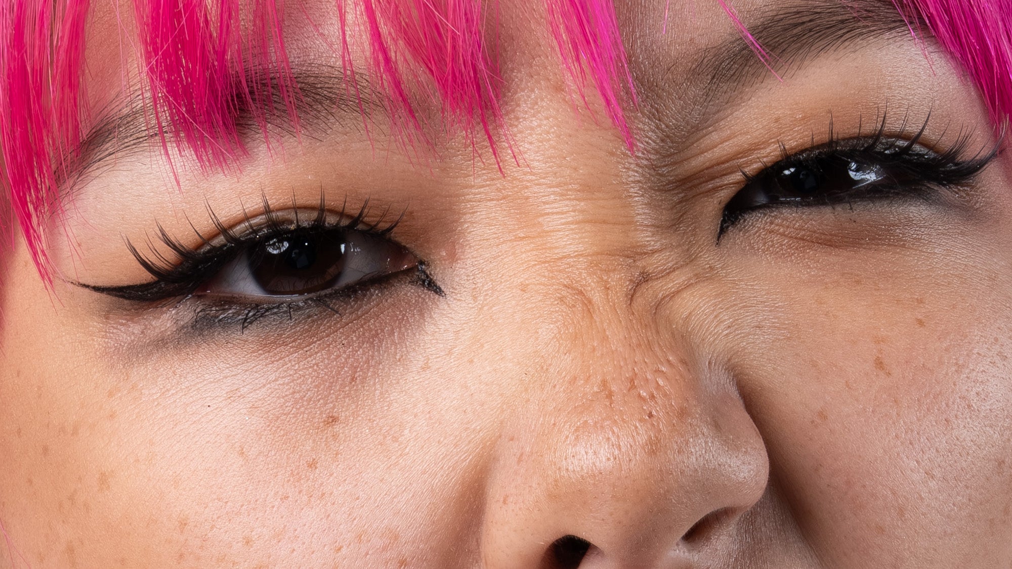 Starter Poses: Cyn Wei